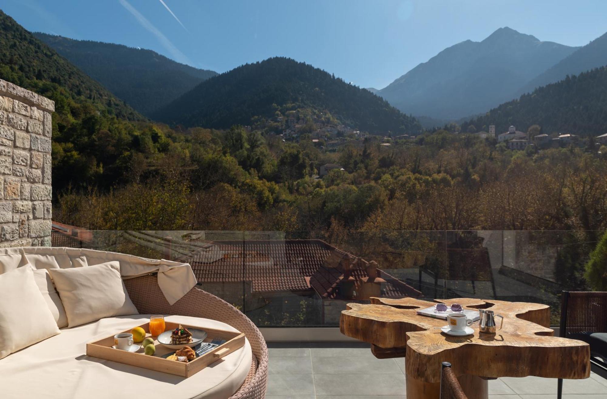 Evora Luxury Suites Mega Chorio 外观 照片