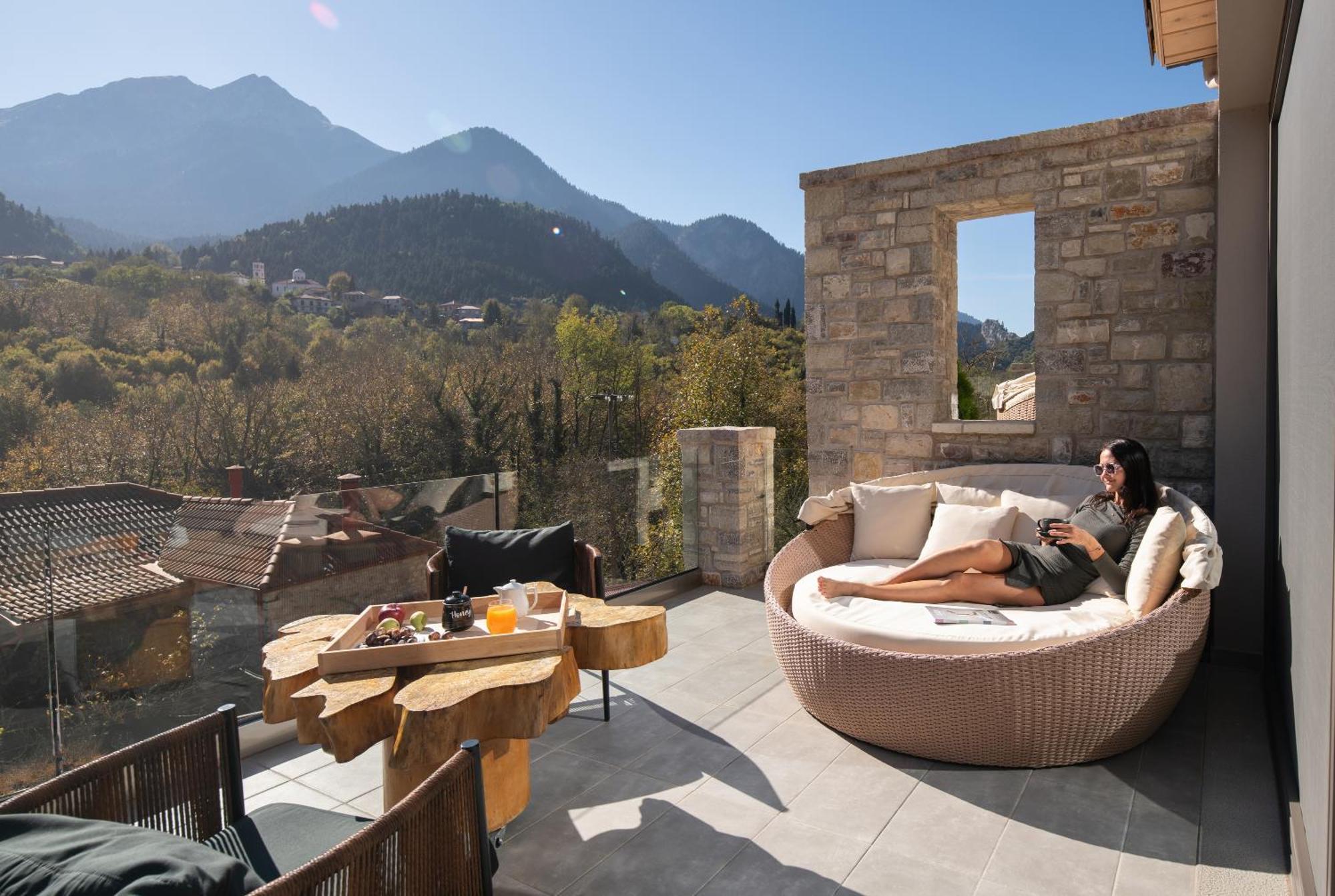 Evora Luxury Suites Mega Chorio 外观 照片