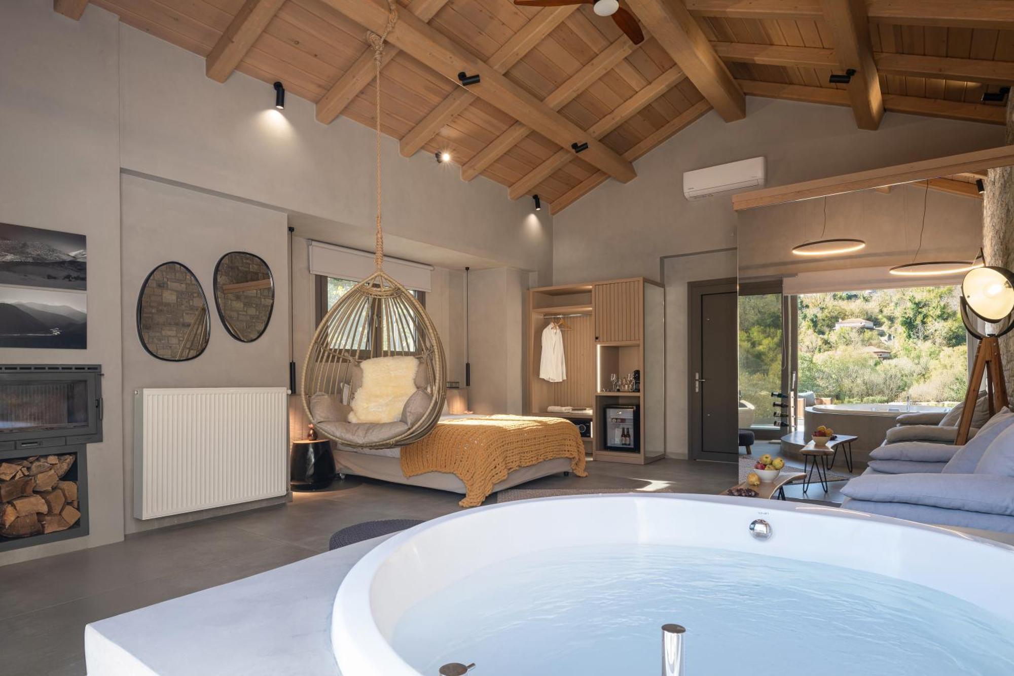 Evora Luxury Suites Mega Chorio 外观 照片