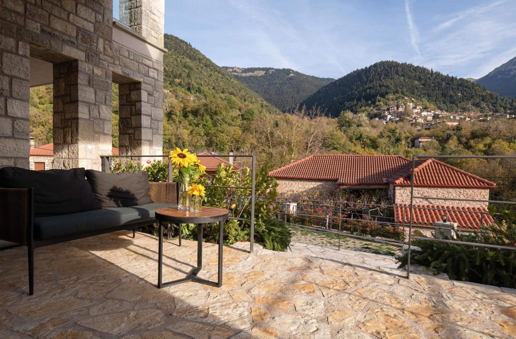 Evora Luxury Suites Mega Chorio 外观 照片